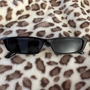 Trendy Black Sunglasses